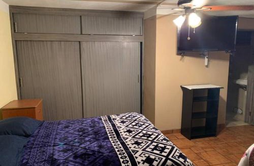Matamoros Apartment | DptoCéntricoEntrePtesInternacionales WiFi AC TV