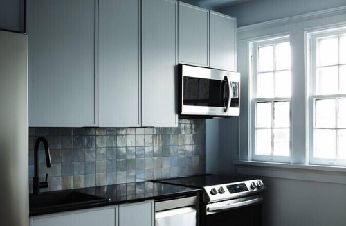Dwight Apartment | Dragon River CoHousenhv