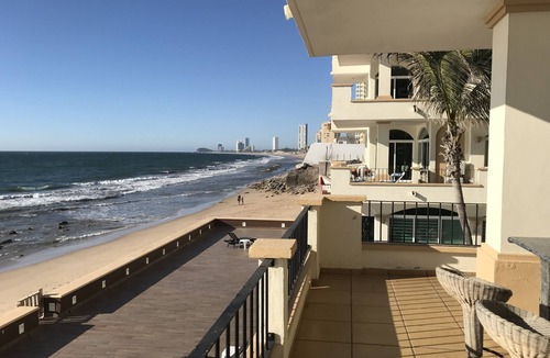 Marina Mazatlan Condo | Dream Beach Front Condo