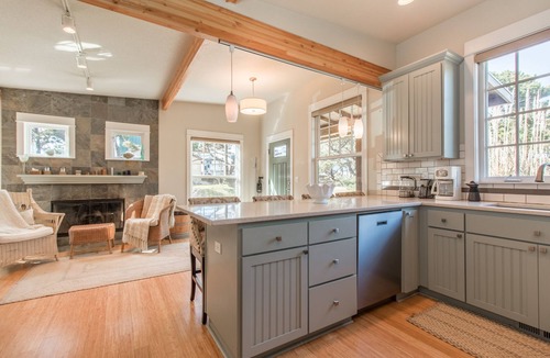Tierra Del Mar House | Dune Grass Cottage #172 - Tasteful, charming upscale cottage just steps from the beach