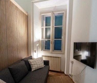 Siena Historical Center Apartment | Duomo & Pinacoteca Suite