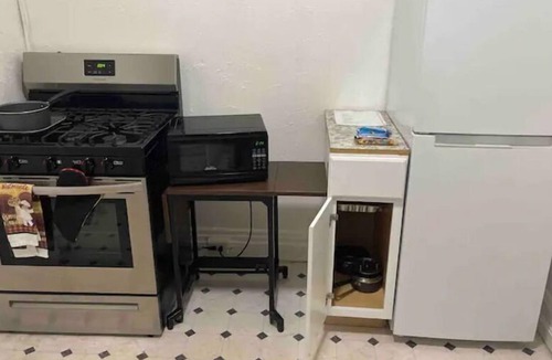 Lockland Apartment | E Wyoming and Mill St Living