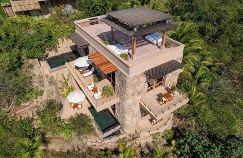 Higuera Blanca House | El Adivino