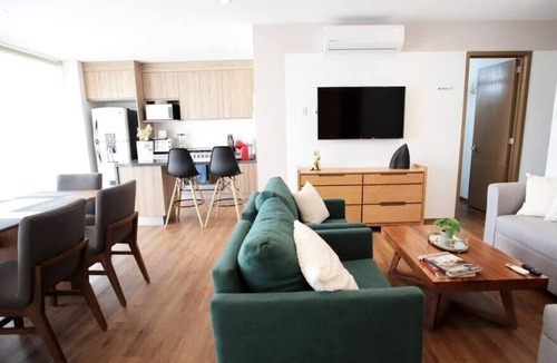 Americana Condo | El Famoso - Condo with Pool and Gym in Chapultepec