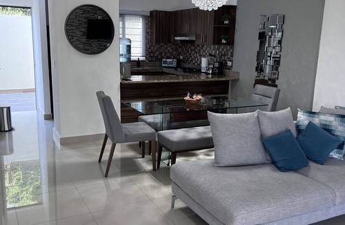 Las Jarretaderas House | EL ROBLE HOUSE, 10 MINUTES TO THE BEACH, 3 BEDROOMS, POOL AND AIR CONDITIONED