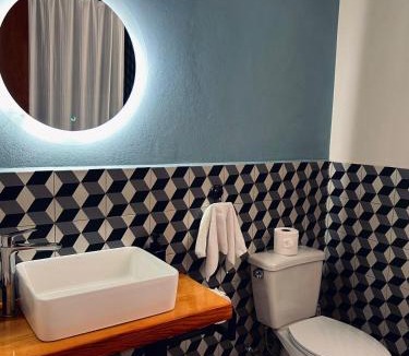 Centro House | El salto de Camela Hostal