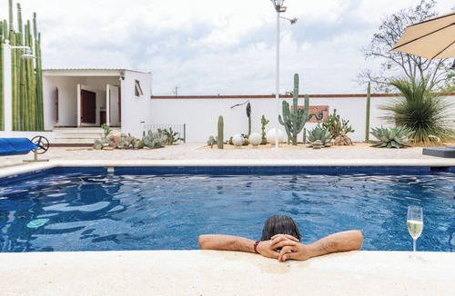 Oaxaca House | El Studio at Bule Villas. Solar heated pool, WiFi, AC, & fitness room, Oaxaca.