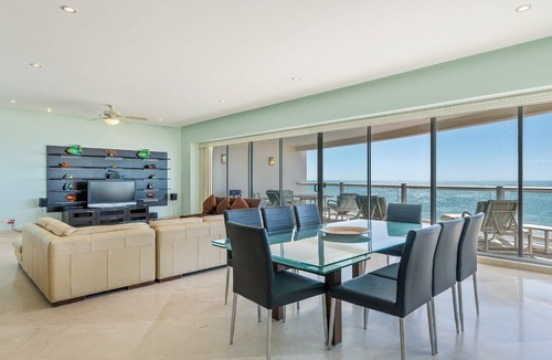 Puerto Penasco Condo | Elegant 2 Bedroom Unit on 8th Floor