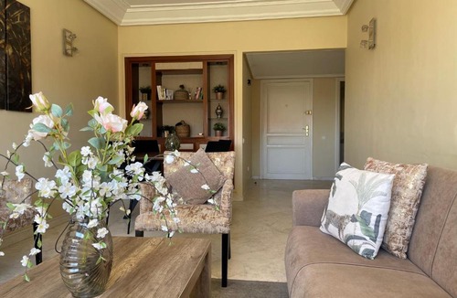 Hivernage Apartment | Elegant & Bright apartment in Hivernage 2 Pools and AC Comfort