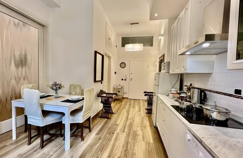 Le Cure Apartment | Elegant Centrally-Located Suite in Florence