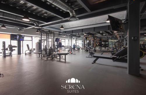 Ampliacion Granada Apartment | Elegant Condo with Air Conditioning and High End Amenities