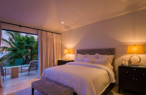 Chula Vista Villa | Elegant Eight Bedroom Villa