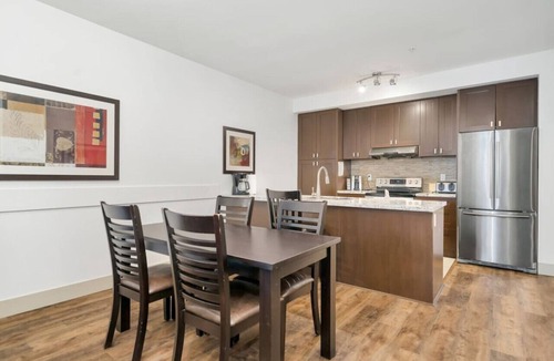 Harrison Hot Springs Apartment | Elevated Escapes: 2BR Overlooking Mountain View!