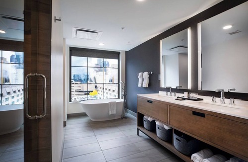 Downtown Minneapolis Hotel | Elliot Park Hotel, Autograph Collection