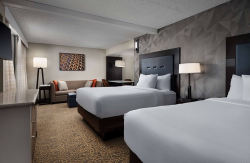 Tucson Hotel | Embassy Suites by Hilton Tucson East