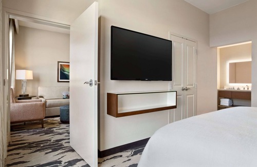 McAllen Hotel | Embassy Suites by Hilton McAllen Convention Center