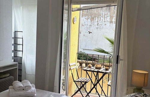 La Trinidad-San Juan y Todos los Santos Apartment | Encantador apto Urban Victoria