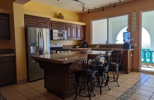 Bahia Kino House | Enjoy the perfect beach stay at Villa Crosby