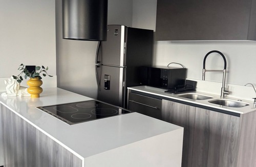 Americana Apartment | Enjoy this incredible apartment in the heart of the city.