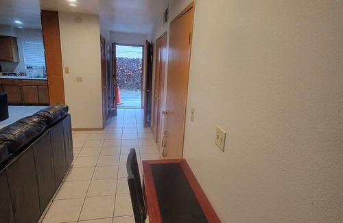 Lamanda Park Condo | Entire Condo. Caltech Area. 2 Bedroom, 2 1/2 Bath