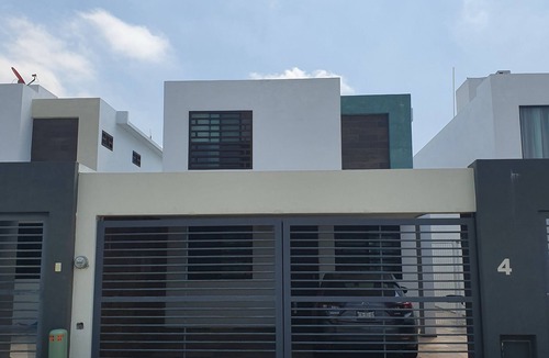 Villahermosa House | Entire house furnished 3 bedrooms 3 bathrooms security heated parking.
