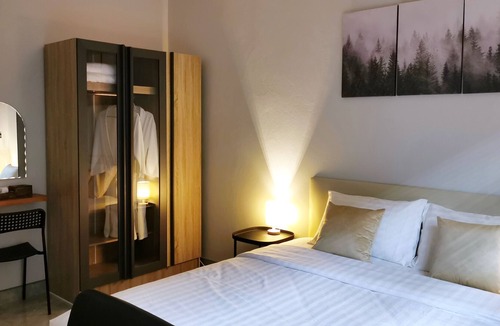 Ban Tai House | EntireHome 180m2 10 mins to RiverKwaeBridge Old City