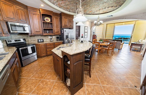 La Choya Condo | Esmeralda Beach Resort 3 Bedrooms Condo B 1101