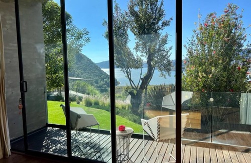 El Santuario House | Espectacular Casa Premiada, Alberca y Vista a Lago