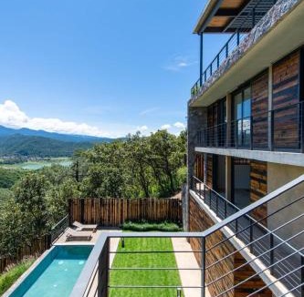 El Santuario House | Espectacular casa con hermosa vista al lago - El Santuario Resort