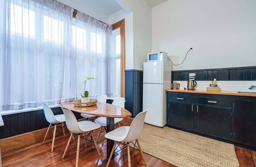 St. Clair Apartment | Esplanade Apartments Sandcastles