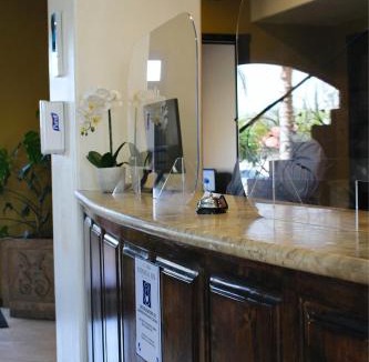 Tecate Hotel | Estancia Inn