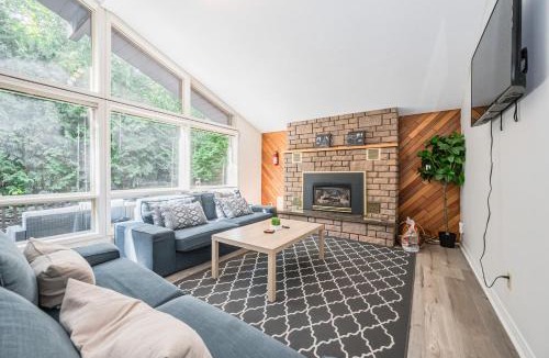 Tobermory Ski Chalet | Evergreen Escape - Tobermory Chalet