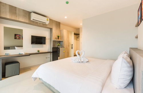 Ban Pa Yang Hotel | Evergreen Suite Hotel