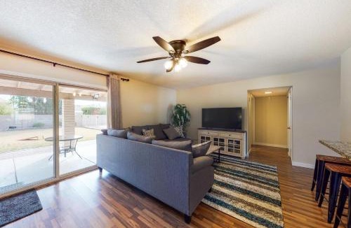 North Mountain House | Everlasting Phoenix