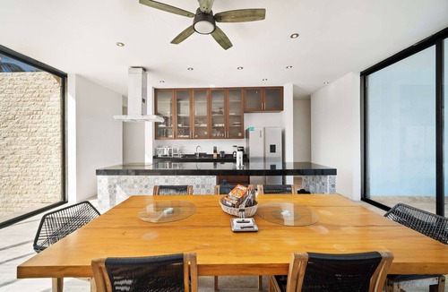San Crisanto House | Exclusive Beachfront Escape | Modern Design, Pool & Fast WiFi