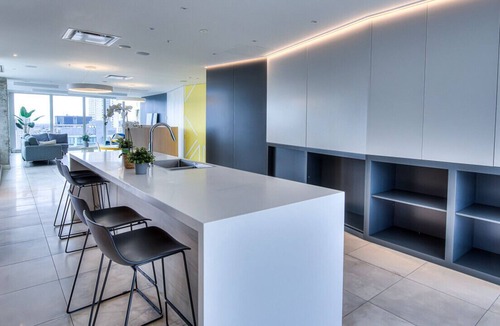 Downtown Montreal Apartment | Executive Suite Corporate stays