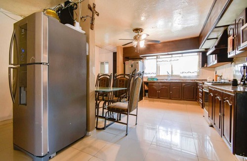 Lafayette Apartment | Exelente Cuarto de Hostal con Alberca en Guadalajara Jalisco