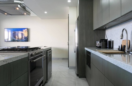 Libertad Apartment | Exquisite 3-Bedroom, 2-Bath Oasis with Ocean View in Cabo San Lucas