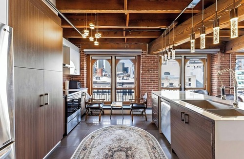 Ville-Marie Apartment | Exquisite & Charming 3BR Loft located in the heart of old port of Montreal