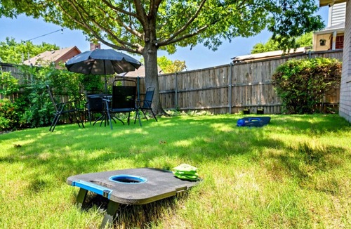 Flower Mound House | Extended Stay Fun Outdoor Games Gym BBQ and Dining
