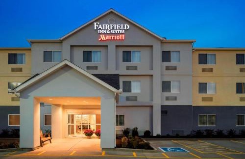 Lima Hotel | Fairfield Inn & Suites Lima