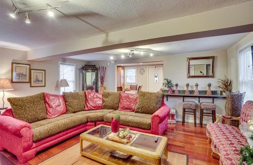 Golden Valley House | Families w/Pets! Home 8 Mi to Dtwn Minneapolis