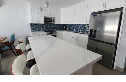 Libertad Condo | Fantastic Oceanview Penthouse Private deck & Spa