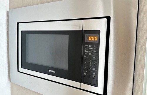Guadalajara Apartment | Fast WiFi★Wash/Dry★ComfyBed★Free Parking★24-7Securityn