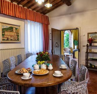 Trequanda House | Fattoria del Colle