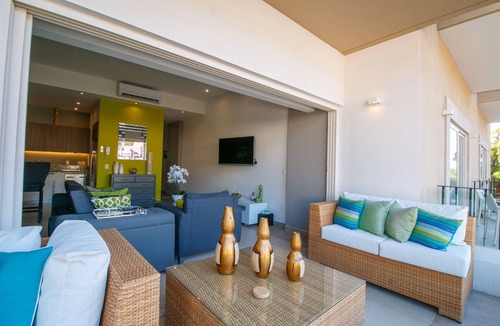 Emiliano Zapata Condo | Featured on HGTV, Mountain Views, Rooftop Pool at Zenith in Old Town