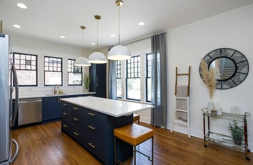 Hillsboro Village House | Feb. Sale! HotTub, Upscale Craftsman, Belmont Walk
