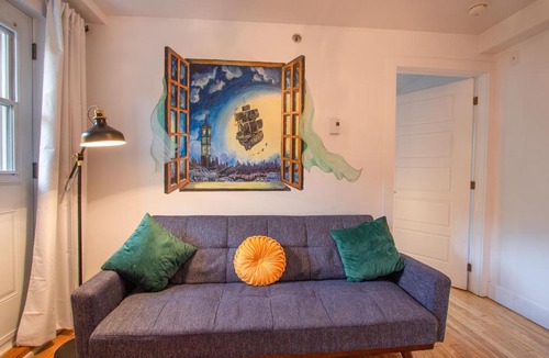 Plateau Mont Royal Apartment | FICTION - SelfCheckIn - Rooftop - Terraces - St-Denis