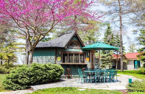 Wasaga Beach House | Fiddlers Green at Evergreen Resort Wasaga Beach