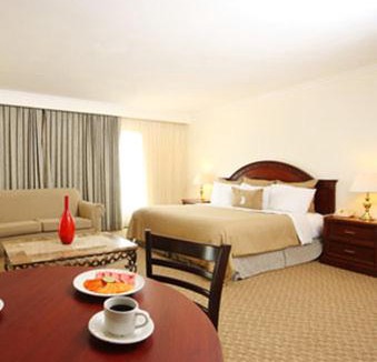 Nuevo Laredo Hotel | Fiesta Inn Express Nuevo Laredo